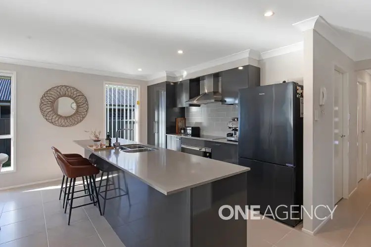 7 Seagrass Avenue, Vincentia NSW 2540