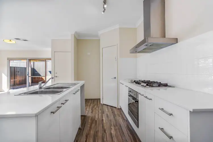 Sixth view of Homely house listing, 40 St Catharines Promenade, Champion Lakes WA 6111