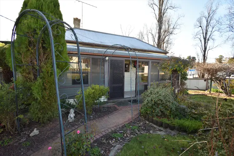 27 Last Street, Beechworth VIC 3747