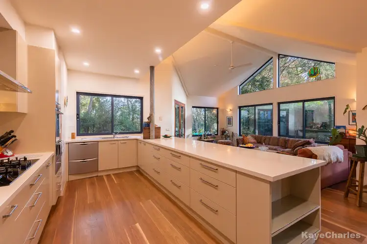4 Grandview Avenue