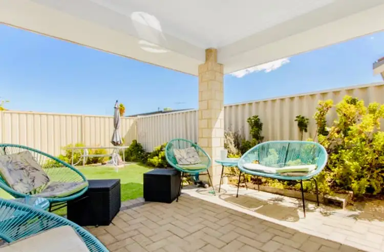 2 ARNSIDE BEND, Waikiki WA 6169
