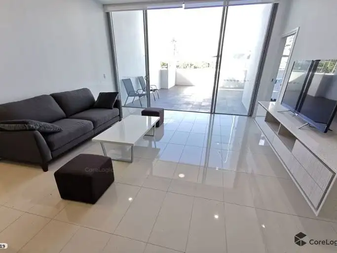 102/388 Marine Parade, Labrador QLD 4215