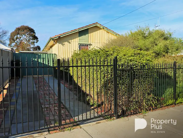 Main view of Homely house listing, 11 Poppet Street, Long Gully VIC 3550