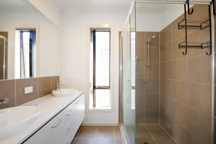 Fifth view of Homely house listing, 9 Ardor Avenue, Cranbourne North VIC 3977