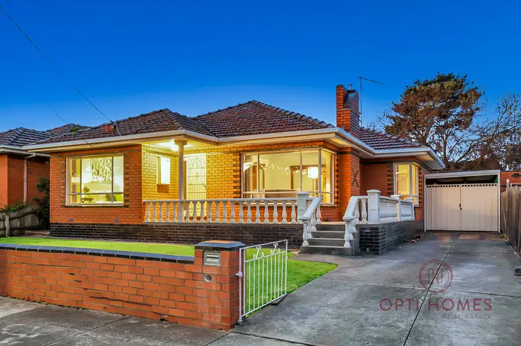 16 Kenross Court, Braybrook VIC 3019