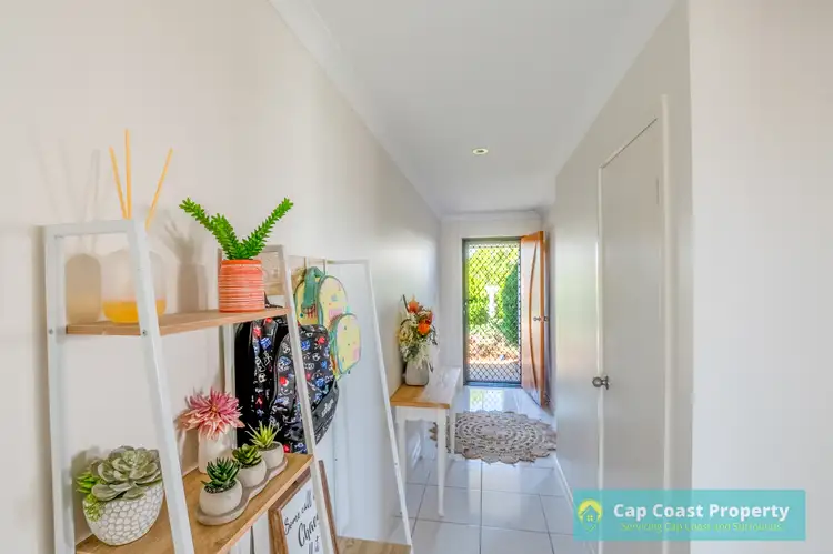 Second view of Homely house listing, 9 Florida Crescent, Parkhurst QLD 4702