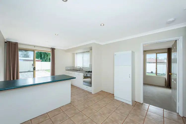 12 Adare Place, Coodanup WA 6210