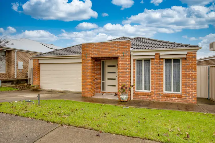 50 Victoria Cross Parade, Wodonga VIC 3690