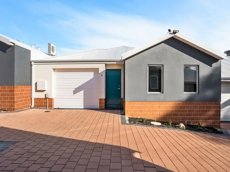 Main view of Homely villa listing, 5/16 Calvert Way, Girrawheen WA 6064