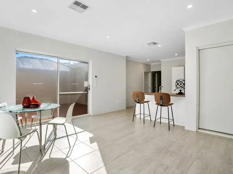 Fourth view of Homely villa listing, 5/16 Calvert Way, Girrawheen WA 6064