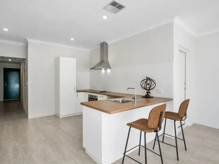 Fifth view of Homely villa listing, 5/16 Calvert Way, Girrawheen WA 6064