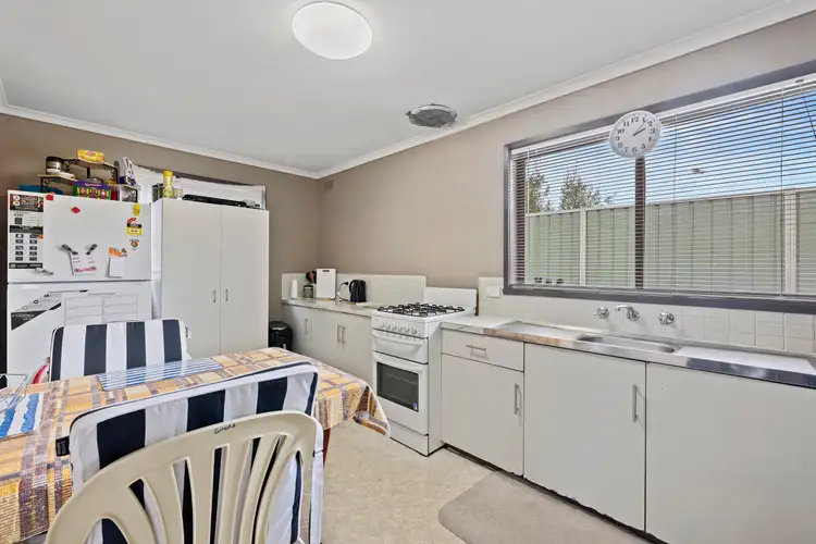 Fourth view of Homely unit listing, 2/2 Nabilla Crescent, Strathdale VIC 3550