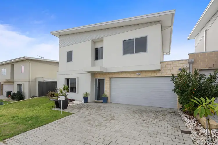 22 Laila Turn, Madeley WA 6065