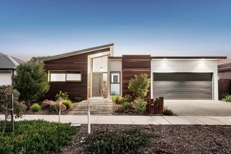 22 Romley Avenue, Armstrong Creek VIC 3217