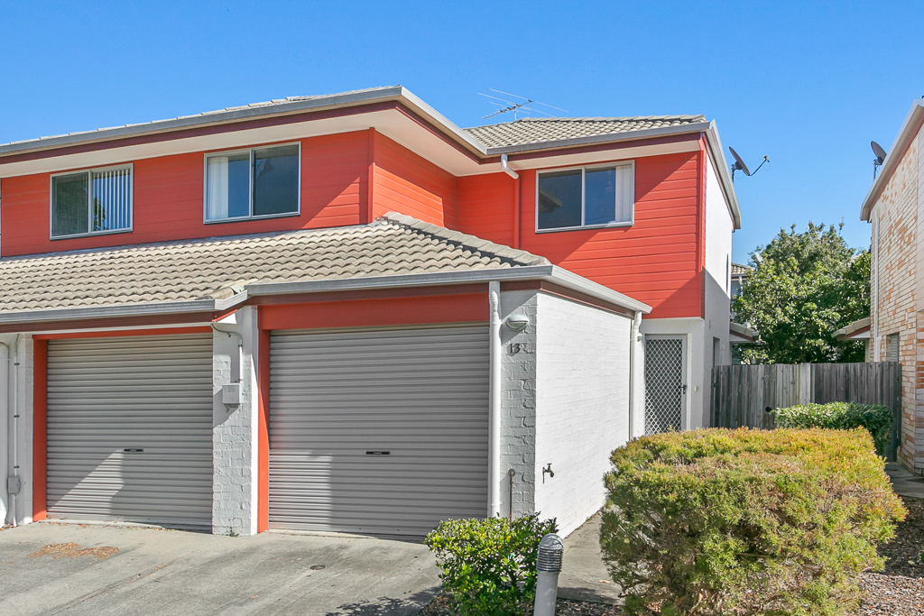 13/27 Heathwood St