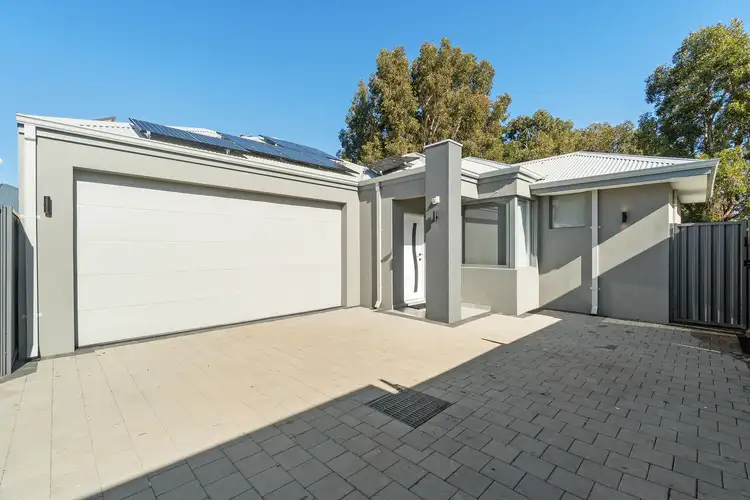 20A Winchester Place, Ballajura WA 6066