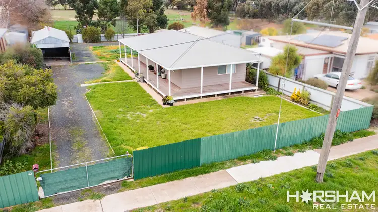 42 Queen Street, Nhill VIC 3418