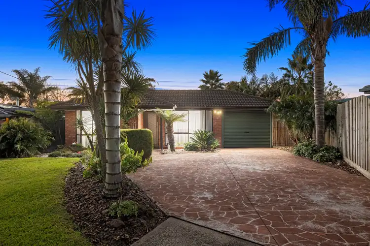 21 Joyce Street, Cranbourne West VIC 3977