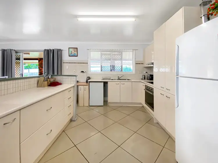 Sixth view of Homely house listing, 5 Larkin Close, Atherton QLD 4883