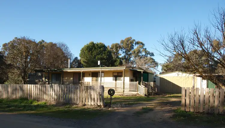 8 Sutton Street, Bealiba VIC 3475