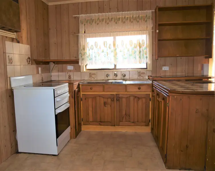 Sixth view of Homely house listing, 8 Sutton Street, Bealiba VIC 3475
