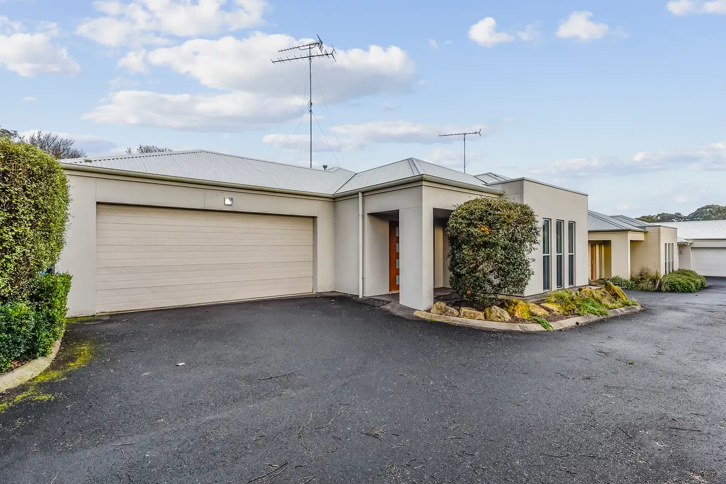 Main view of Homely house listing, 2/11 Allison Street, Mount Gambier SA 5290