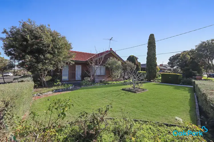 Fourth view of Homely house listing, 1 Grandison Grove, Oak Park VIC 3046