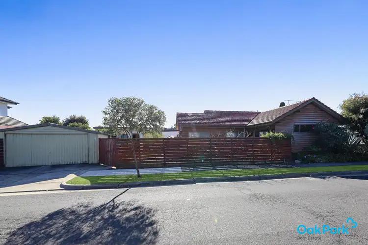 Fifth view of Homely house listing, 1 Grandison Grove, Oak Park VIC 3046
