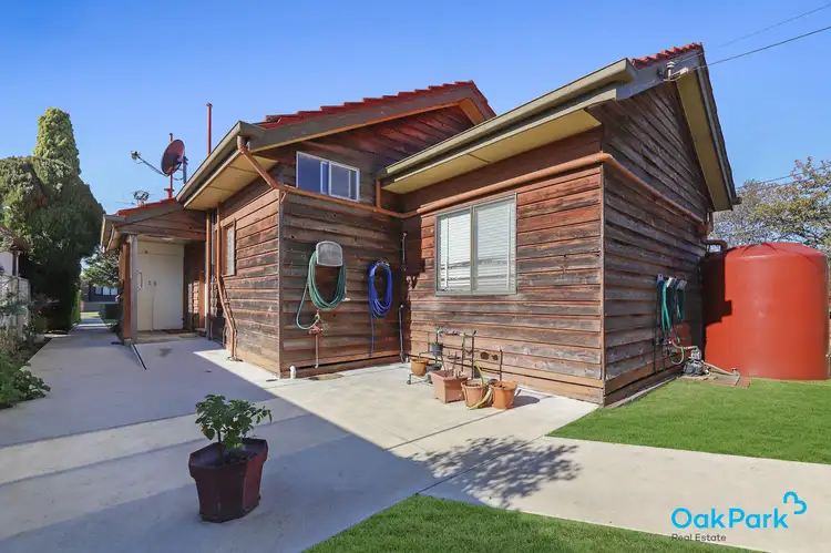 Sixth view of Homely house listing, 1 Grandison Grove, Oak Park VIC 3046