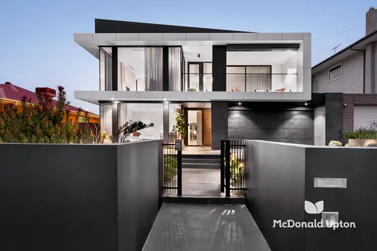 38 Brunel Street, Aberfeldie VIC 3040