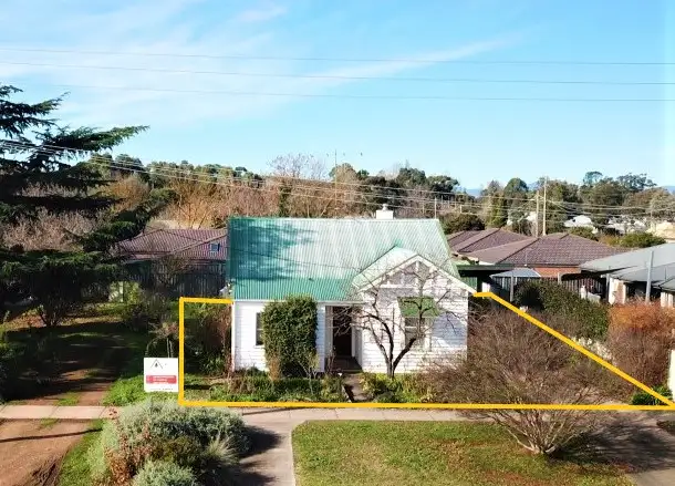 Second view of Homely house listing, 8 Highett Street, Mansfield VIC 3722