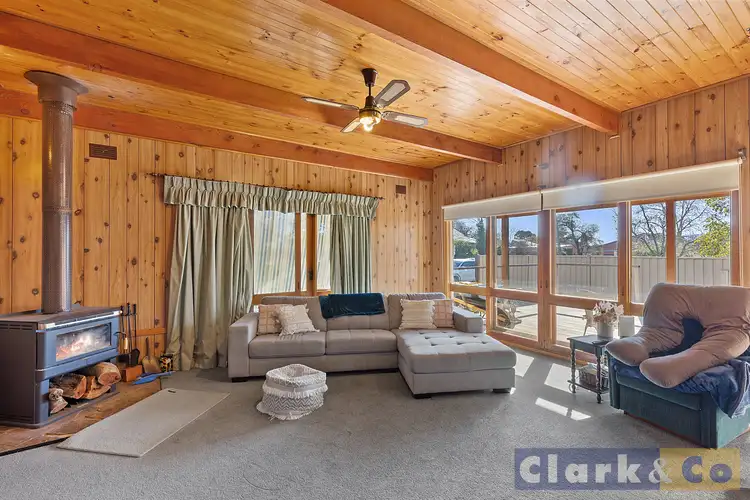 Fifth view of Homely house listing, 2 Finlason Street, Mansfield VIC 3722