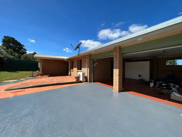 4 Larkin Close, Atherton QLD 4883