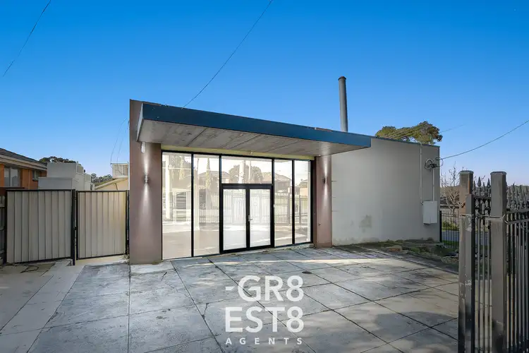 4 Louis Street