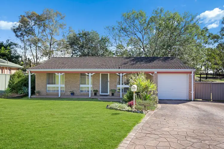 11 Stagg Place, Ambarvale NSW 2560