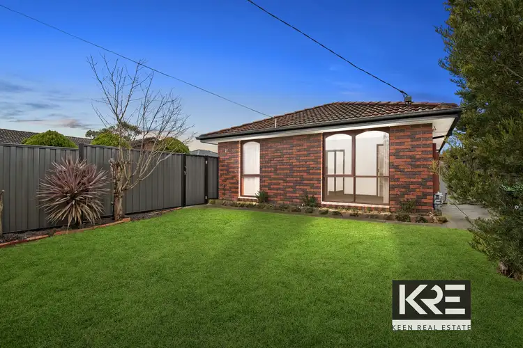 1/27 Simpson Drive, Dandenong North VIC 3175