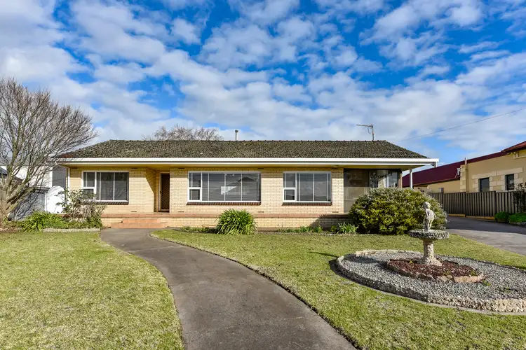 Fifth view of Homely house listing, 1 O'Halloran Terrace, Mount Gambier SA 5290