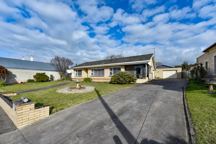 Sixth view of Homely house listing, 1 O'Halloran Terrace, Mount Gambier SA 5290