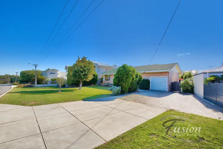 52 Jackson Avenue, Karrinyup WA 6018