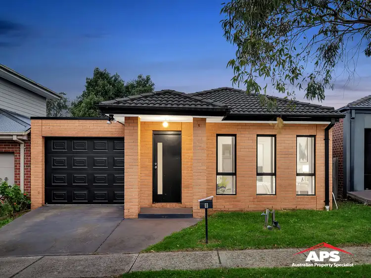 8 Karlson Way