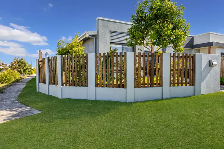 2 Petrie Street, Baringa QLD 4551