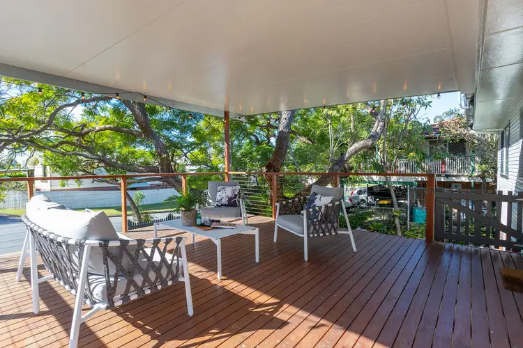 Second view of Homely house listing, 8 Muirlea Street, Oxley QLD 4075