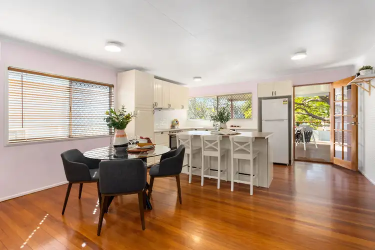 Fifth view of Homely house listing, 8 Muirlea Street, Oxley QLD 4075