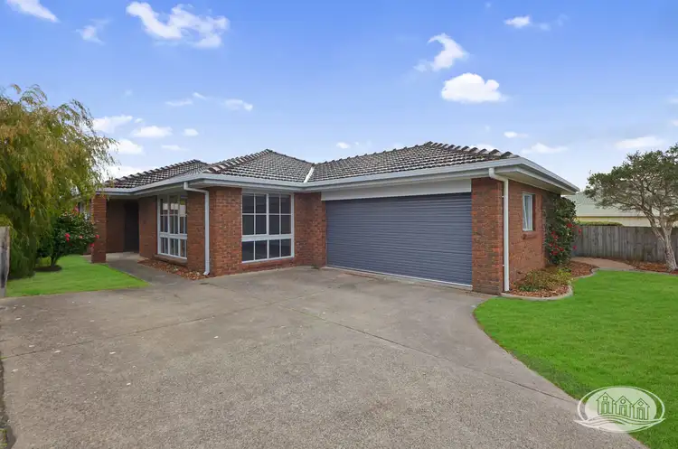 Second view of Homely house listing, 6 Stornaway Court, Portland VIC 3305
