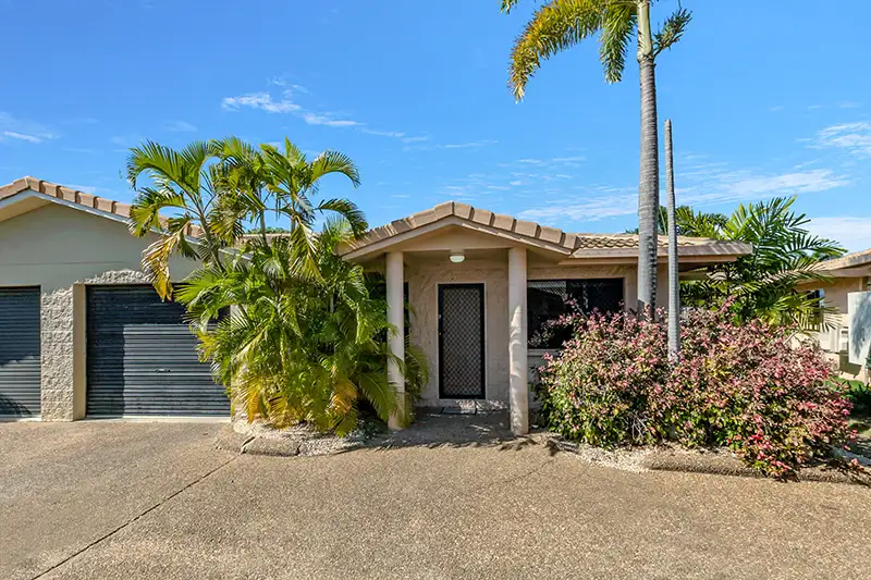 Main view of Homely unit listing, unit 2/6-14 Sherriff Street, Hermit Park QLD 4812