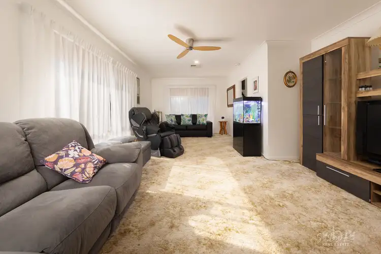 Third view of Homely house listing, 28 HALEY CRESCENT, Wodonga VIC 3690