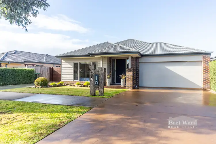 Main view of Homely house listing, 16 Shannon Boulevard, Bairnsdale VIC 3875