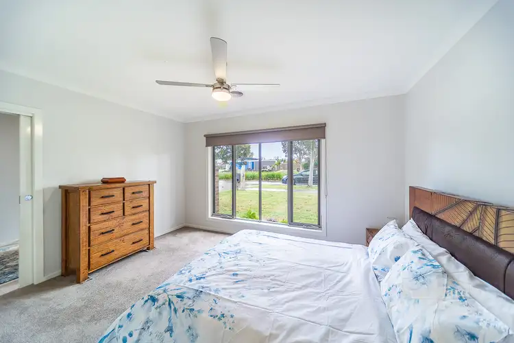 Seventh view of Homely house listing, 16 Shannon Boulevard, Bairnsdale VIC 3875