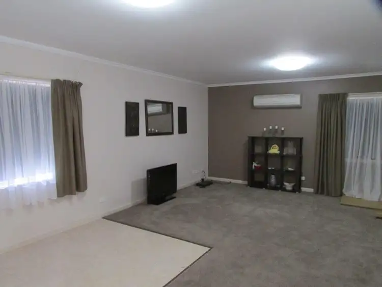 Fifth view of Homely house listing, 17 JAMOUNEAU STREET, Warracknabeal VIC 3393