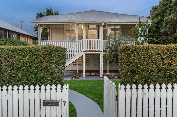 7 Park Road, Wooloowin QLD 4030